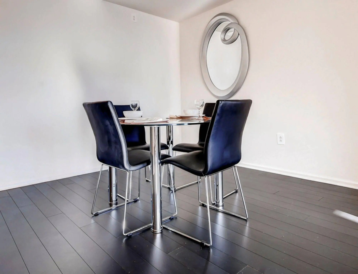 Global Luxury Suites at Chancery