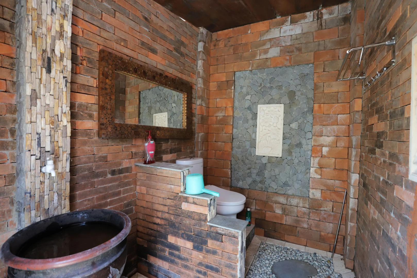 NewAlasKuliner & HomestayWatulumbung