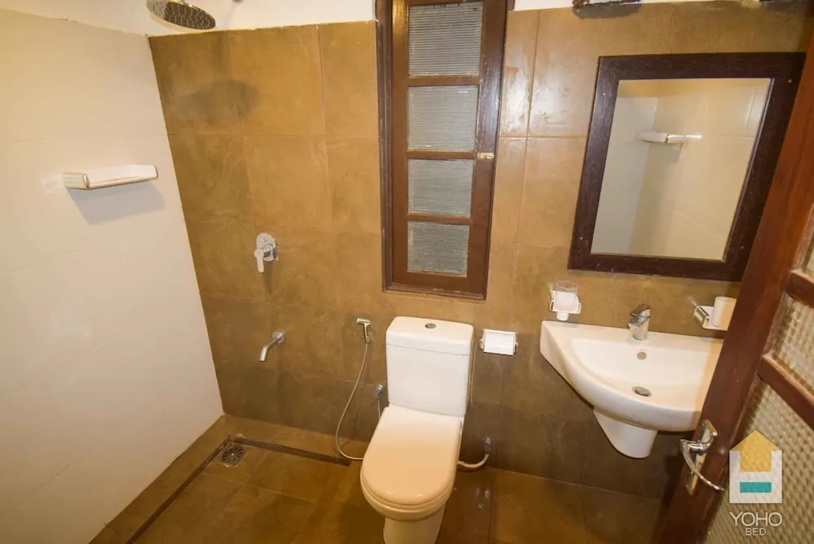 Yoho Villa Lucky Seven