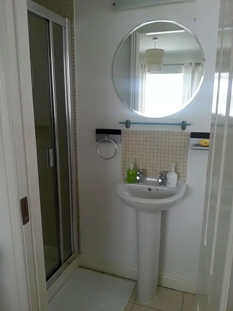 No.5 Bed & Breakfast