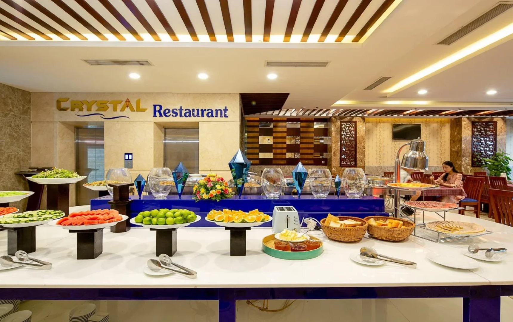 Crystal Hotel Da Nang