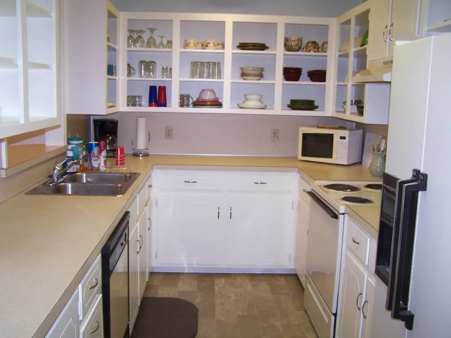 Pointe West Resort Motel