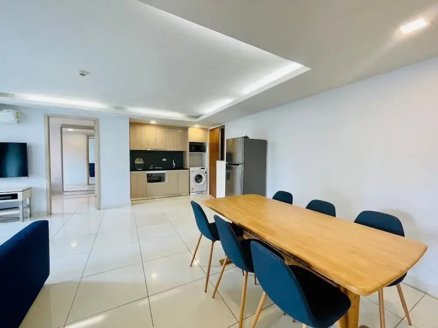 Laguna Bay 2 by PSR ASIA