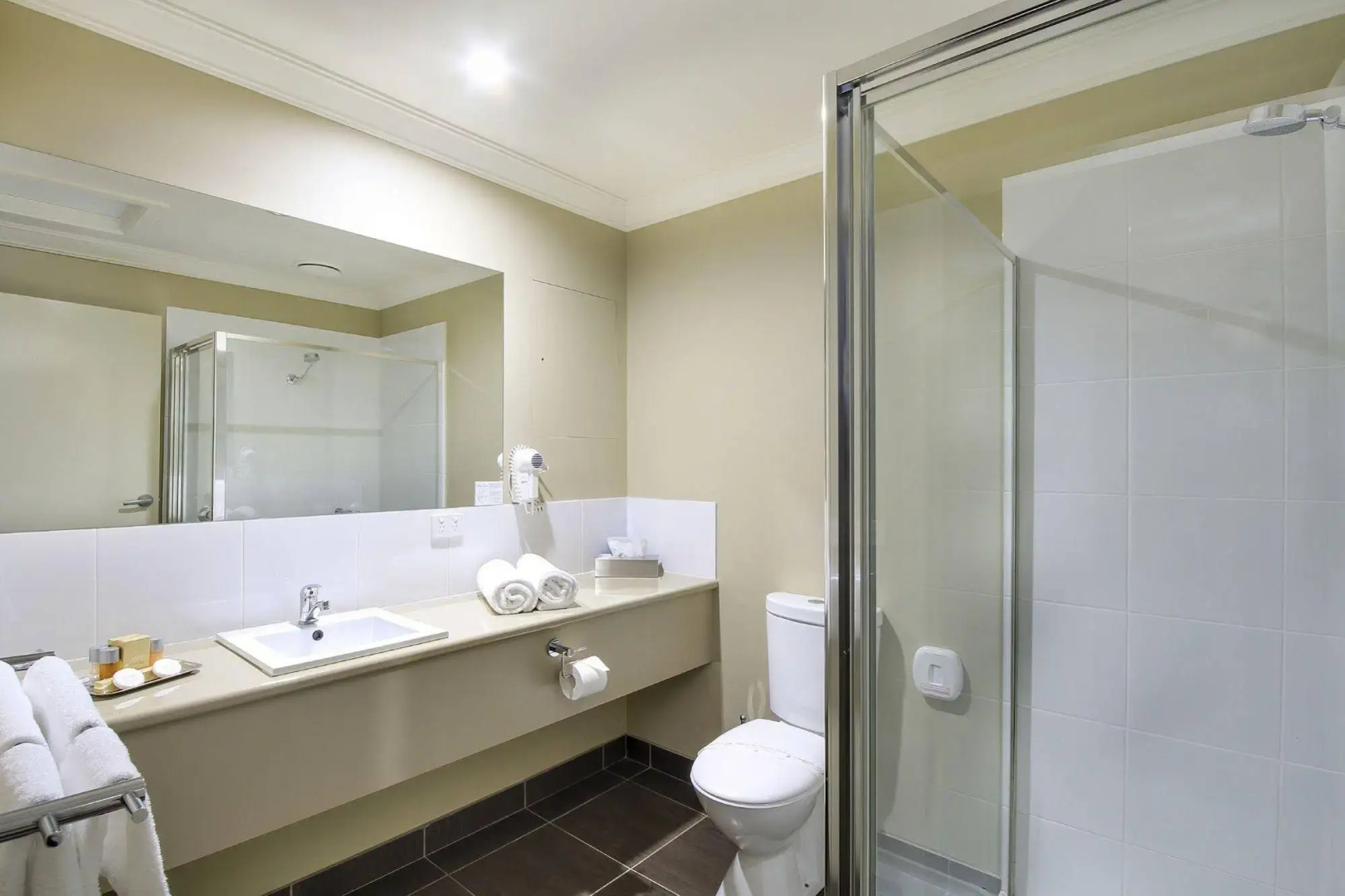 Bridges on Argyle Motel & Apartments