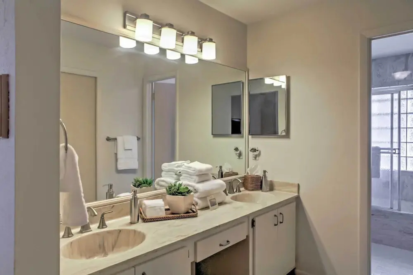 'sand Dollar' Jenson Beach Home w/ Pool Access!