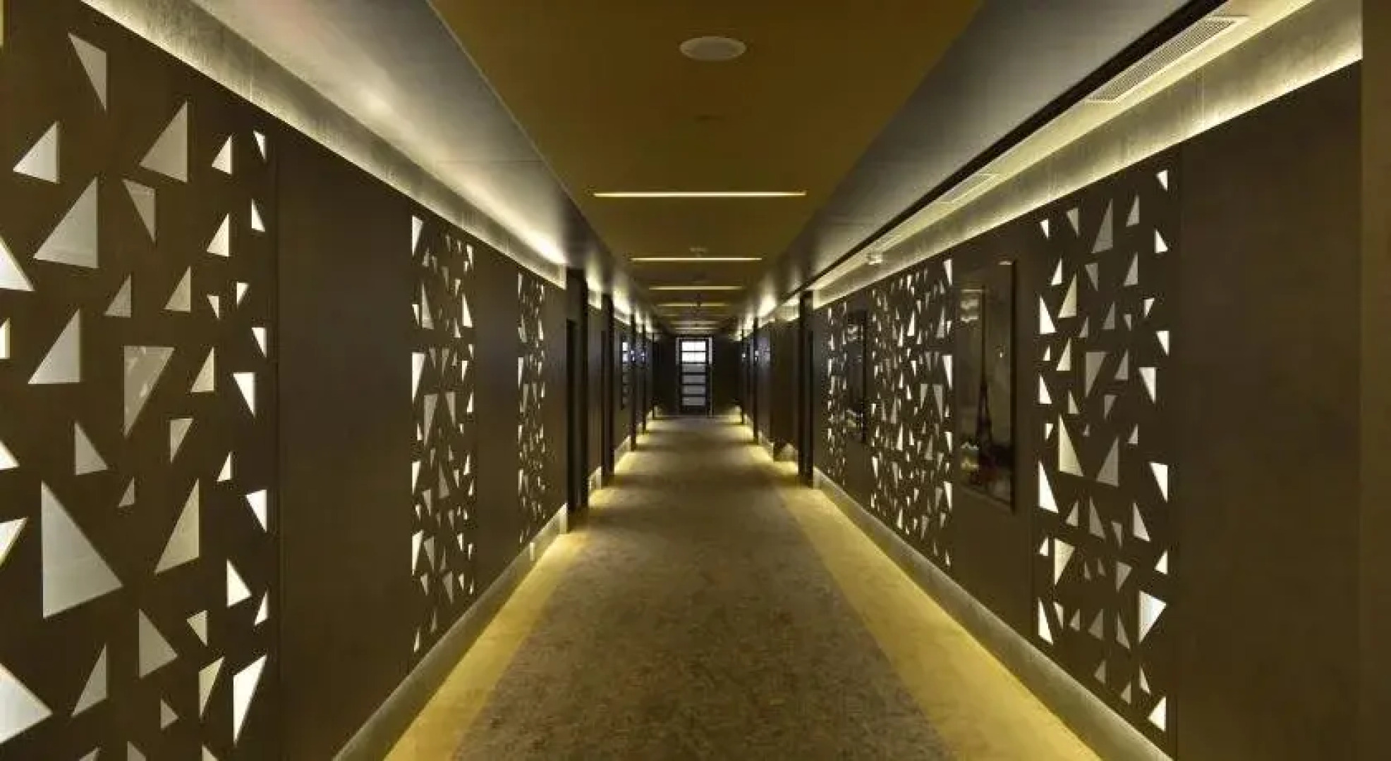 Regency Palace Hotel