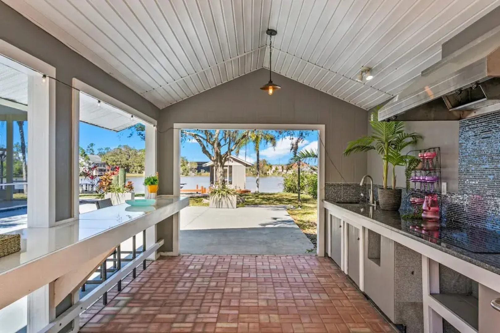 Luxe Waterfront Hideaway w Pool & Pirate Ship Dock