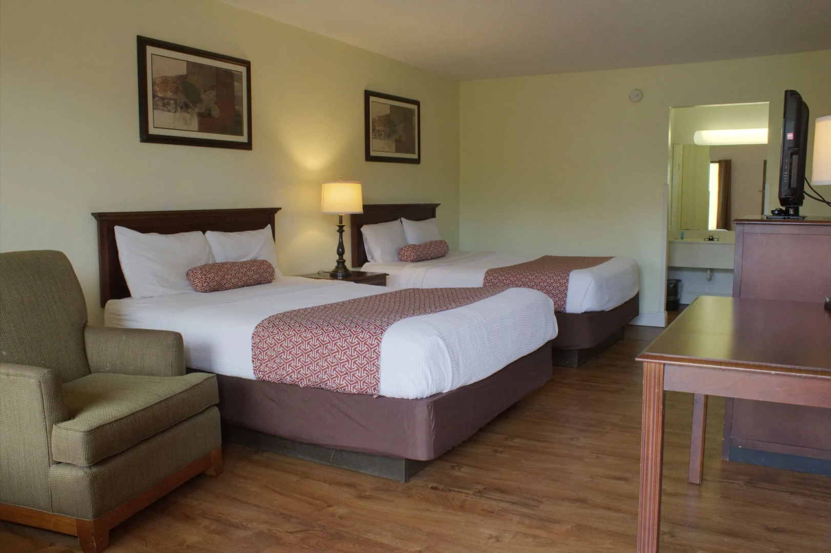 Winter Haven Suites & Conference Center