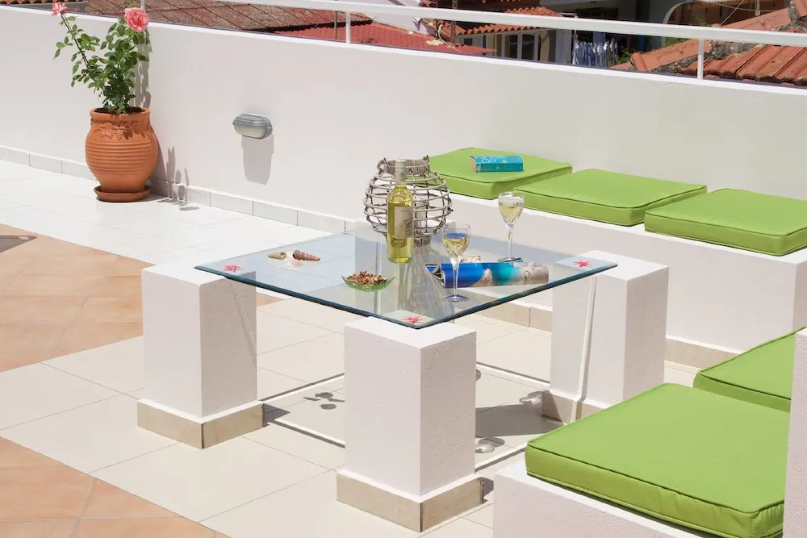 Sea Breeze Apartment