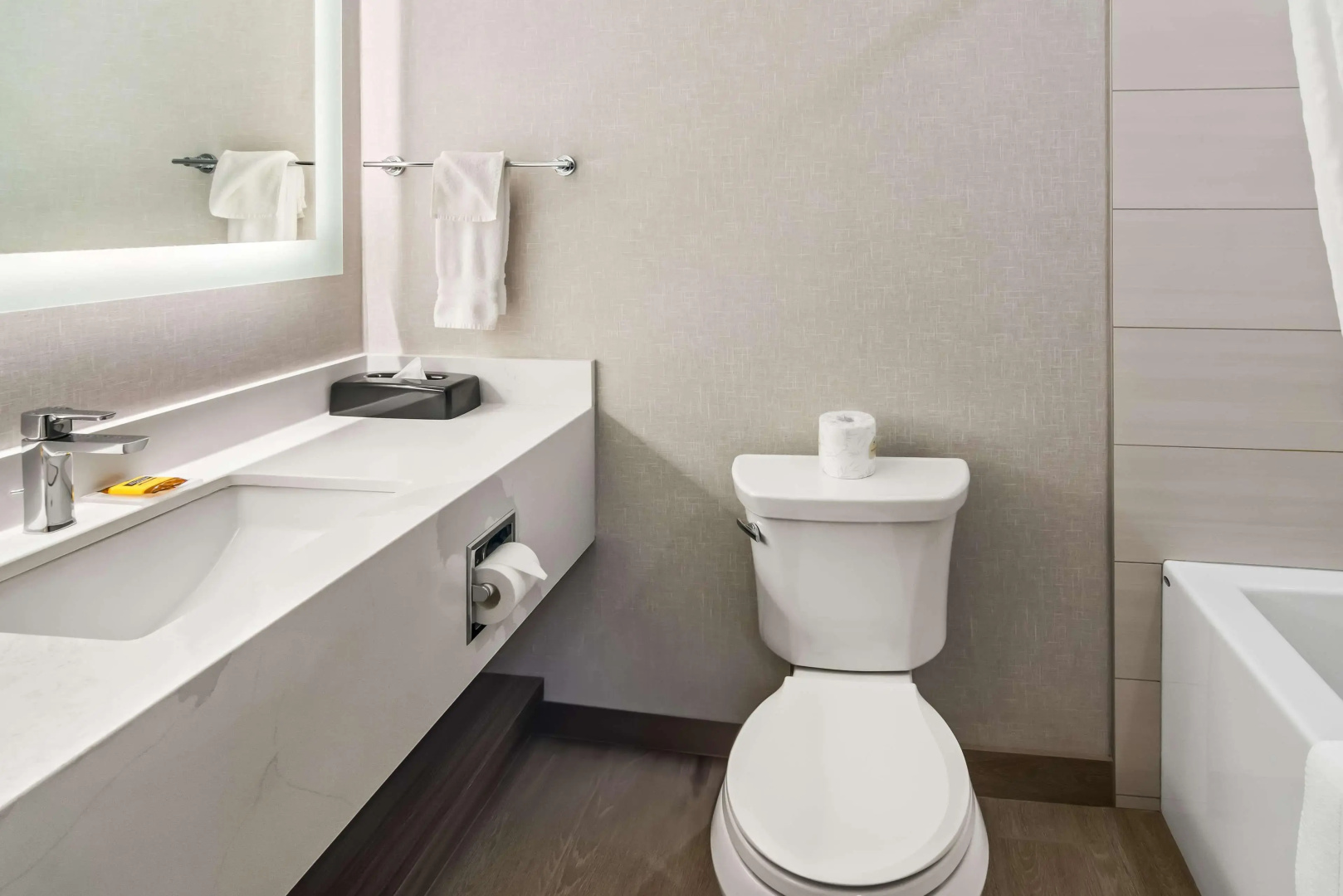 Best Western Plus Pitt Meadows Inn & Suites