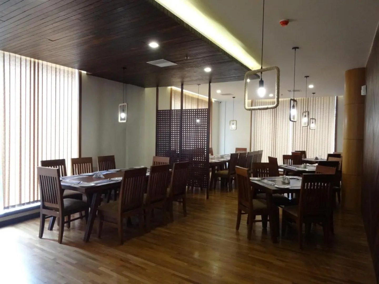 Woodies Bleisure Hotel