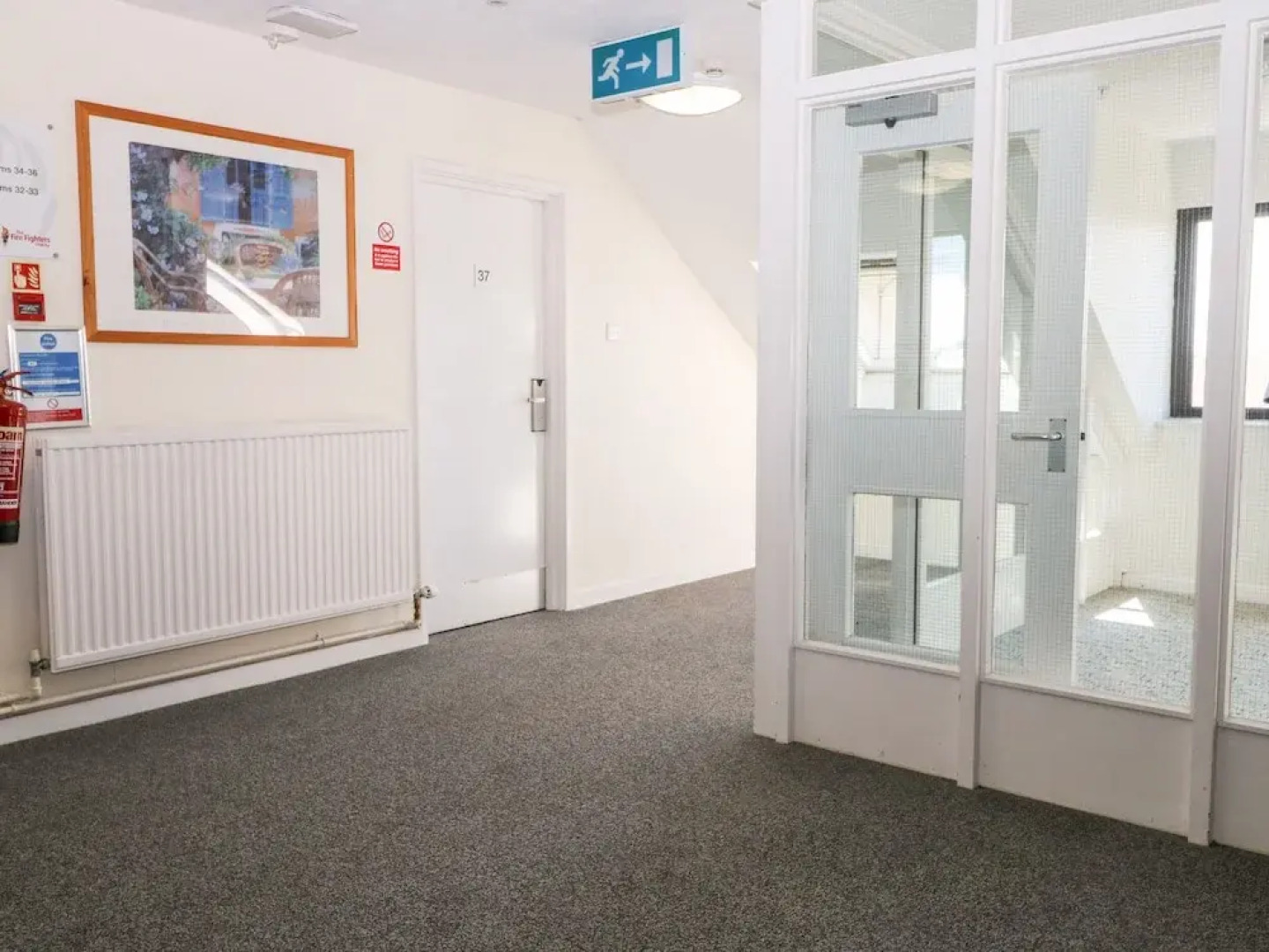 Flat 32 - Marine Court