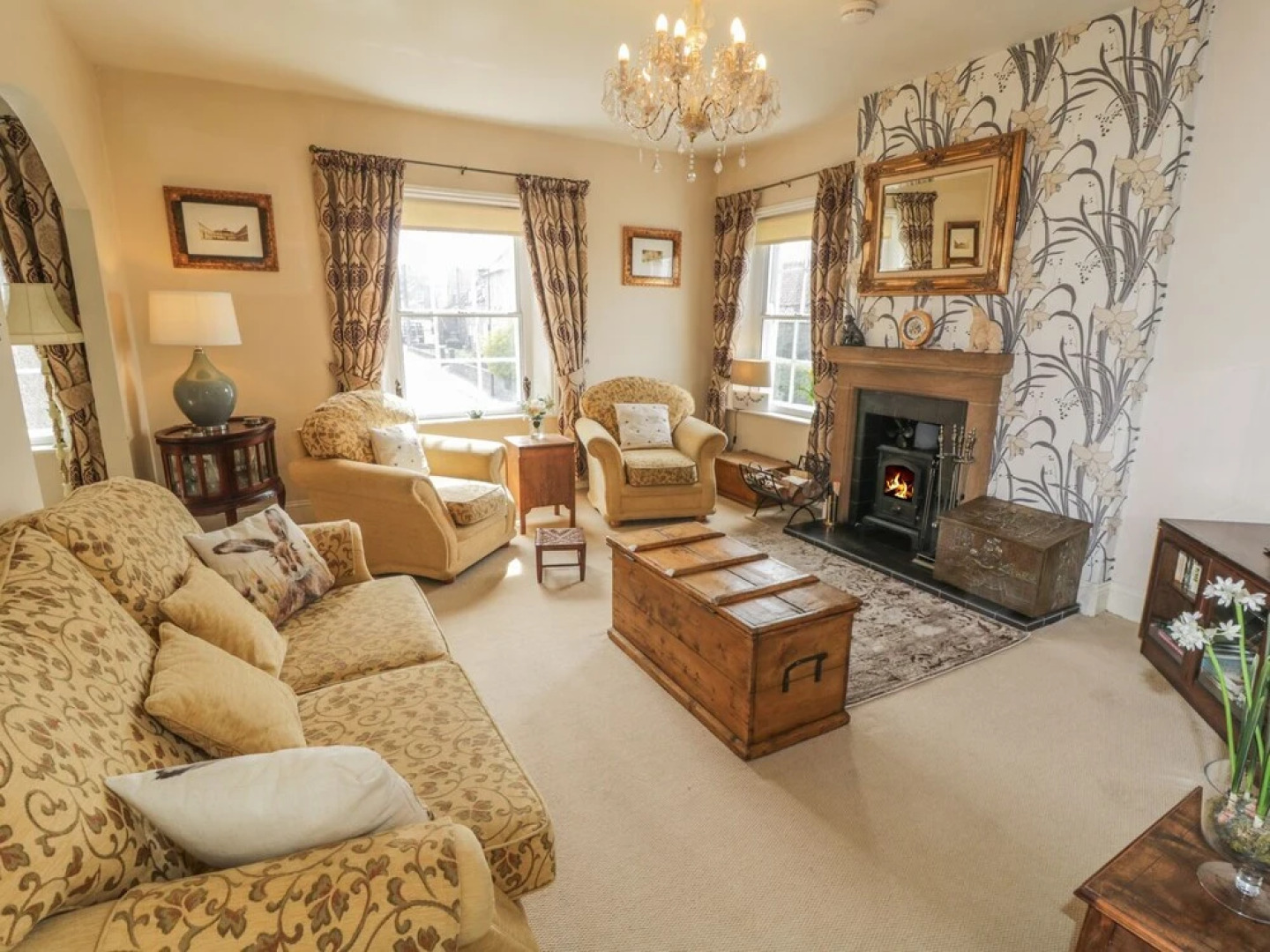 Apartment 7, Sneaton Hall