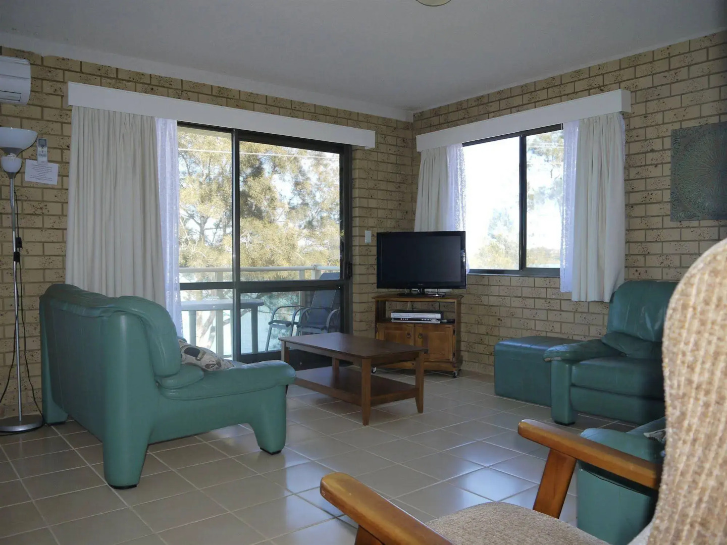 Marcel Towers Holiday Apartments