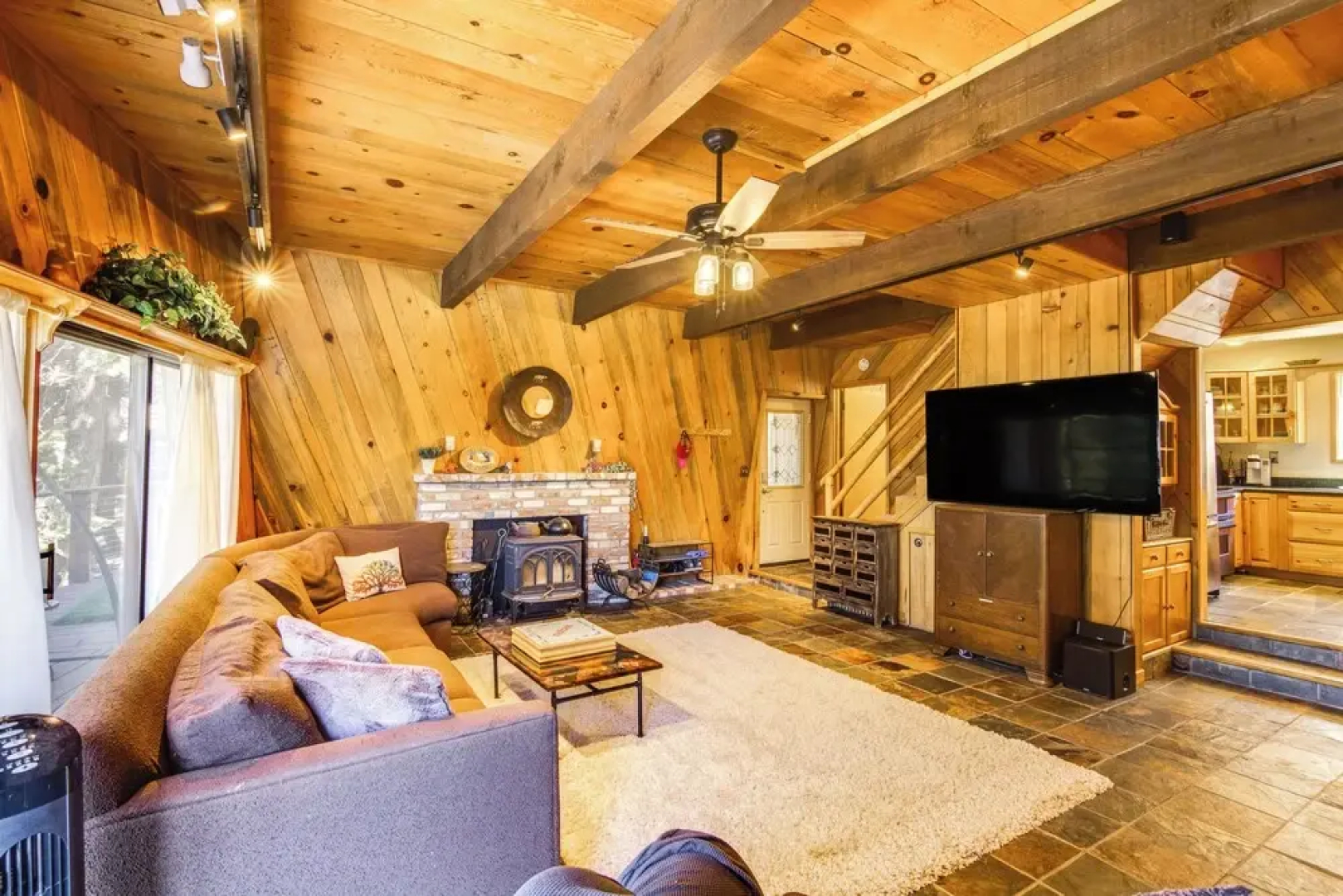 Woodsy Lake Almanor Cabin w/ Community Perks!