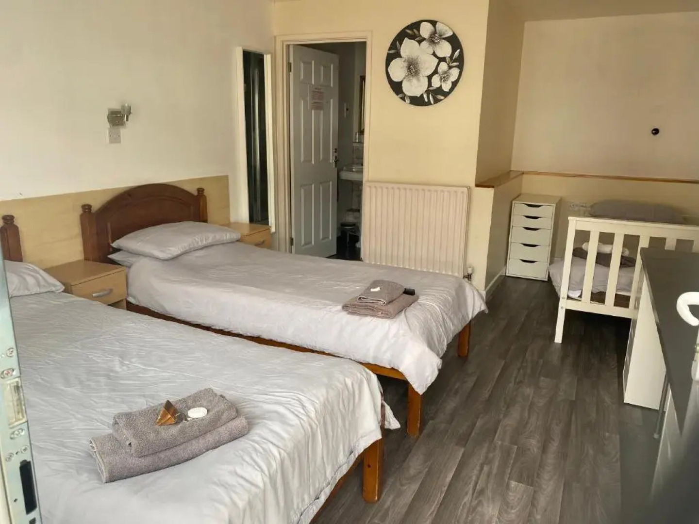 Old Stagecoach stables rooms only