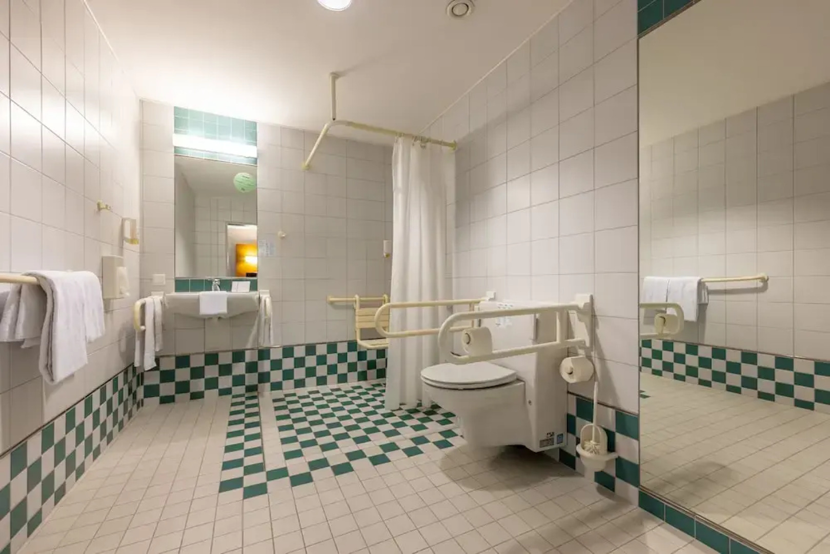 Hotel Dresdner Tor Süd