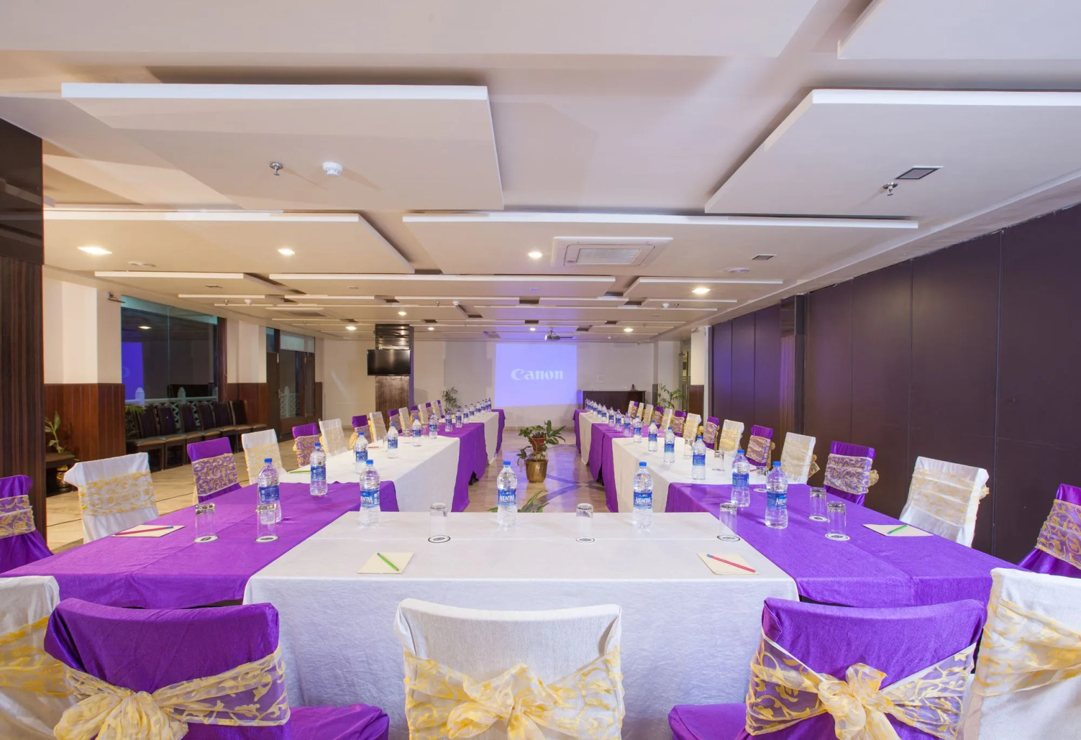 Sea Hawk Hill Resort - A Luxury Boutique Resort