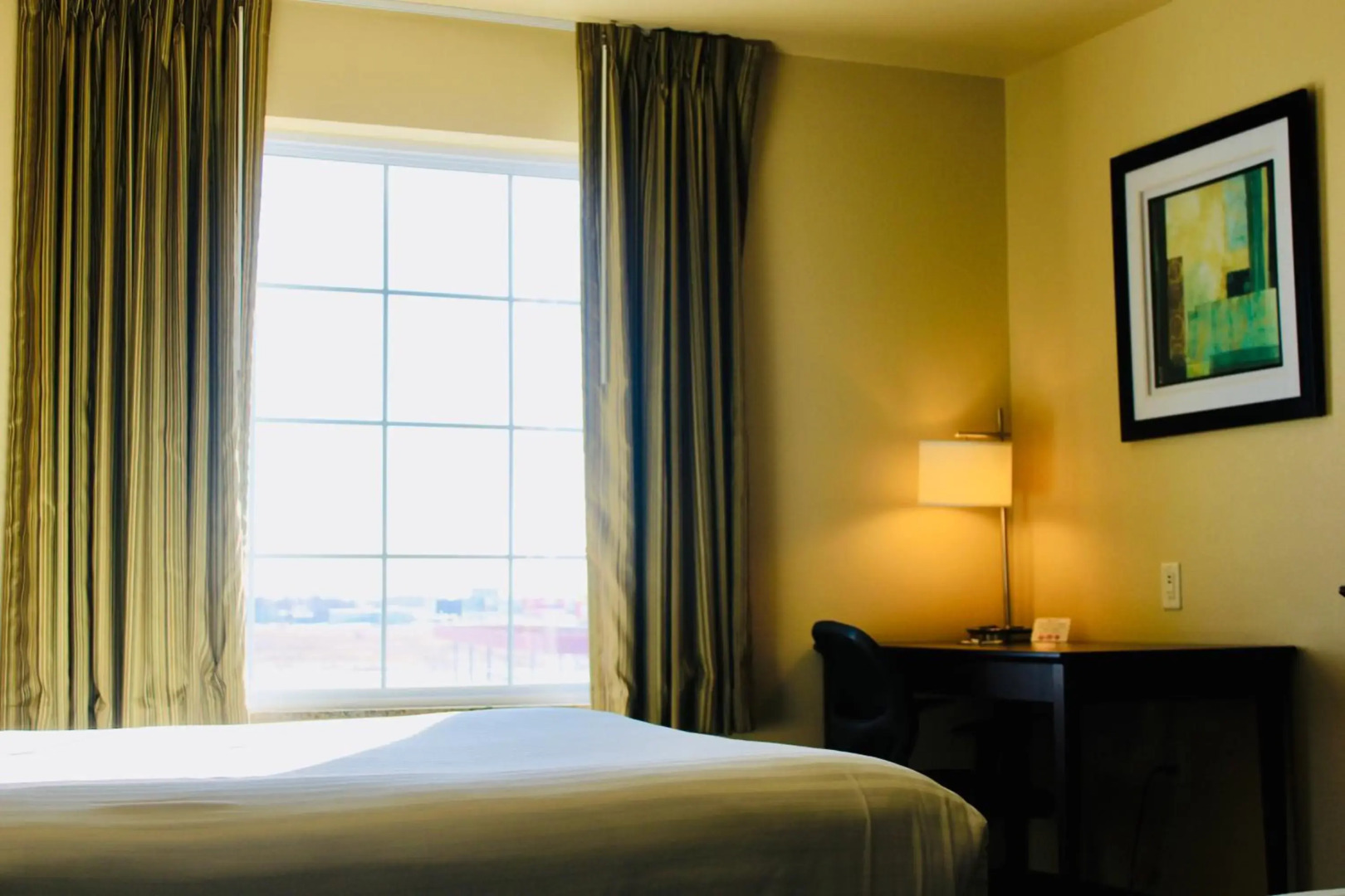 Cobblestone Hotel & Suites – Devils Lake