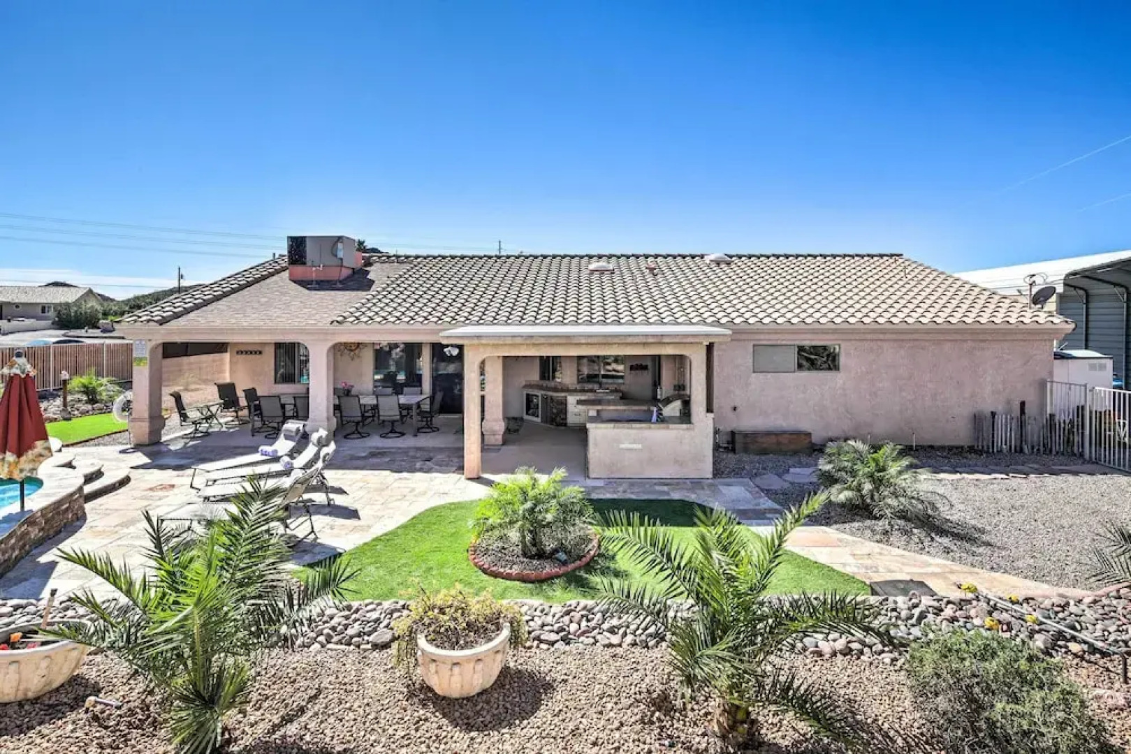 Heated Pool & Game Room: Lake Havasu Retreat