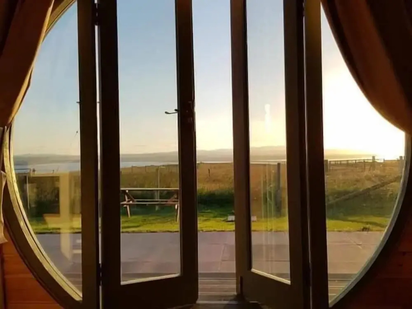 Hebrides Bothy - Glamping