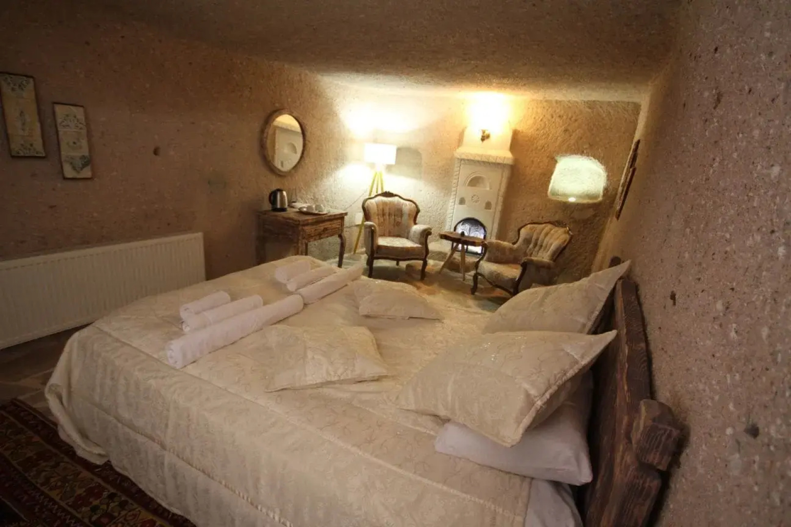 Valley Inn Cave Hotel