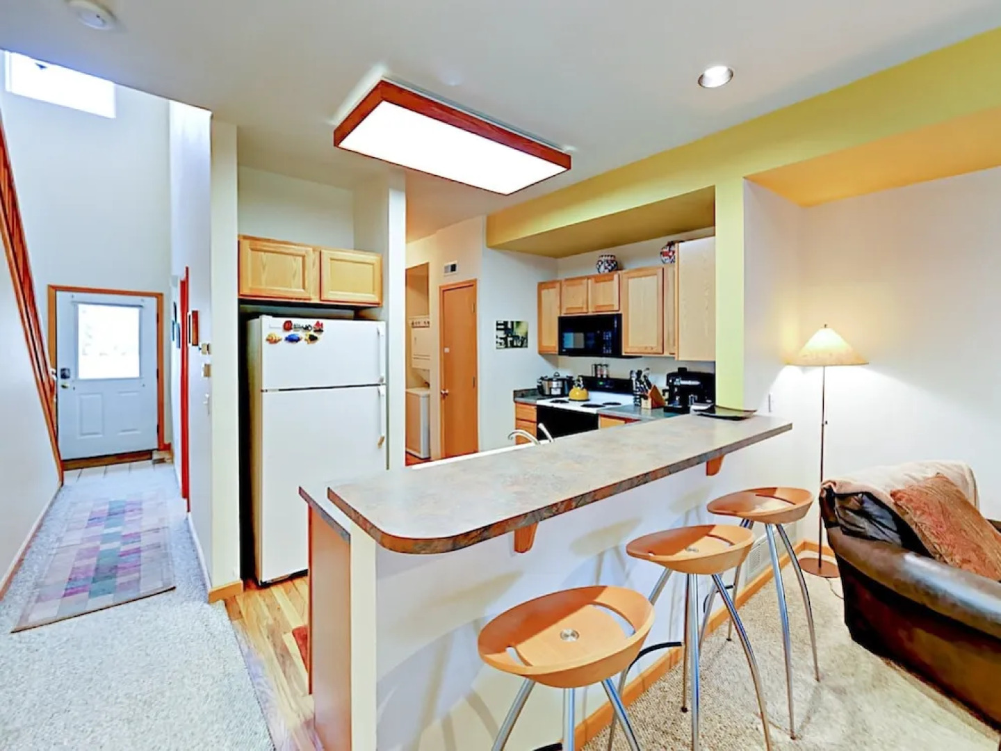 65 Stonegate Cir Townhouse 2 Bedrooms 2.5 Bathrooms Townhouse