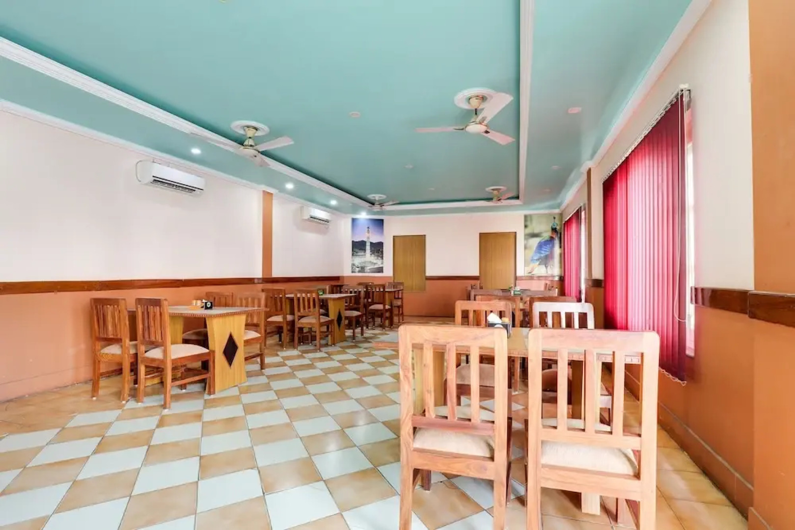 OYO 582 Hotel Lacoul