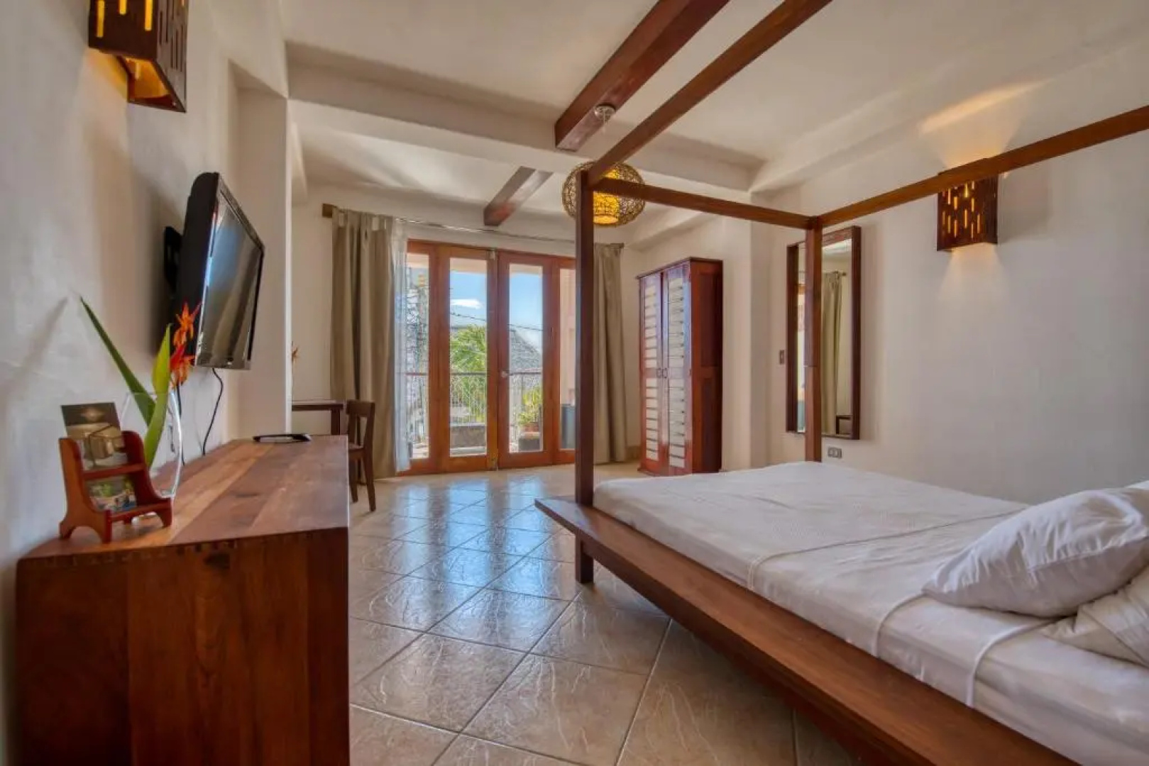 Hotel Alcazar