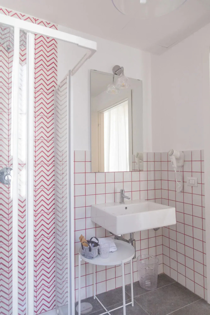 Nonna Pina Art Rooms