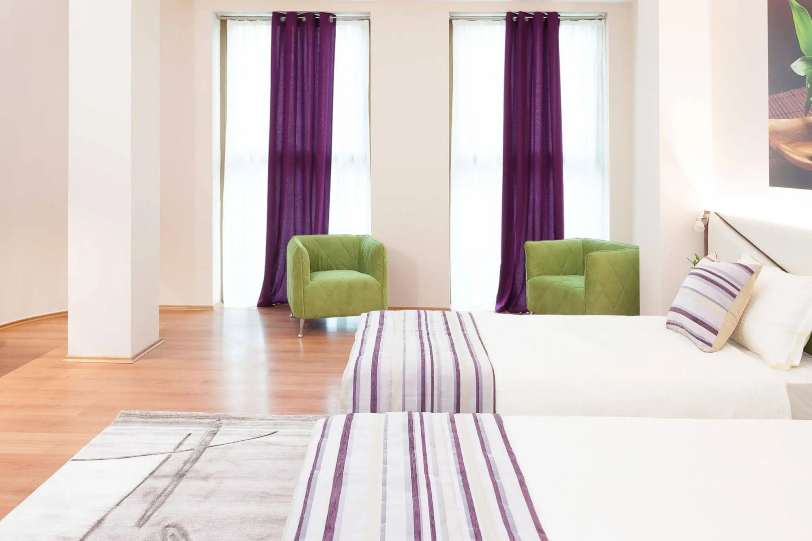 Modern Inn Boutique Hotel