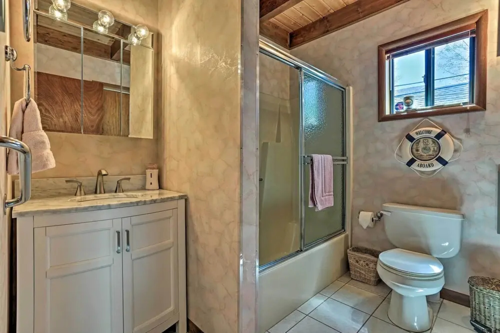 Airy Lake Ariel Home w/ Private Dock + Kayaks!