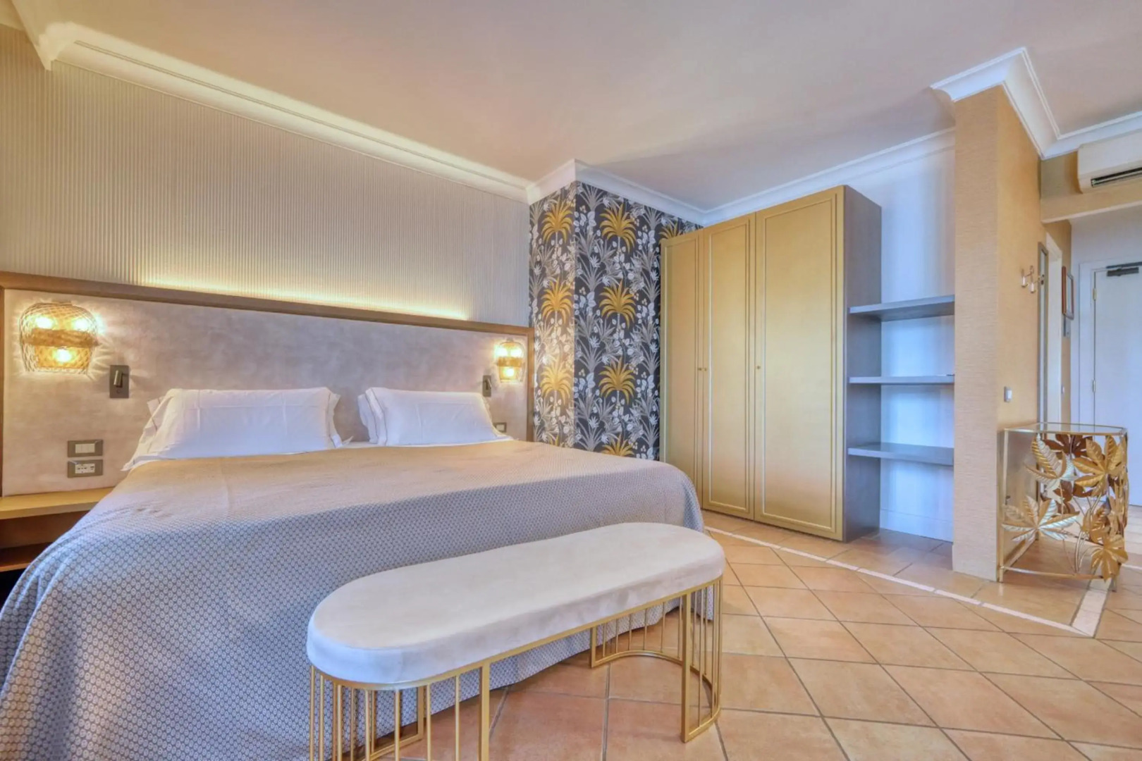 Palazzo della Scala Spa Hotel Suites & Apartments