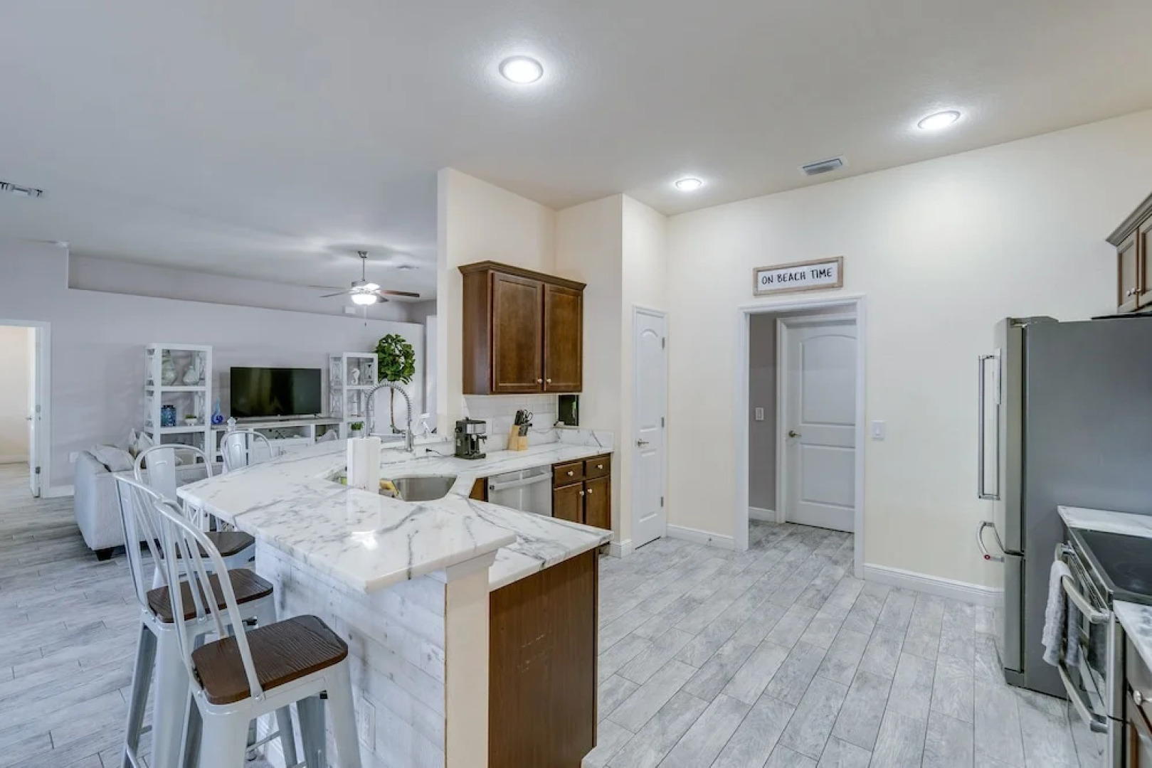 Port Charlotte Home w/ Screened Pool Near Golf!