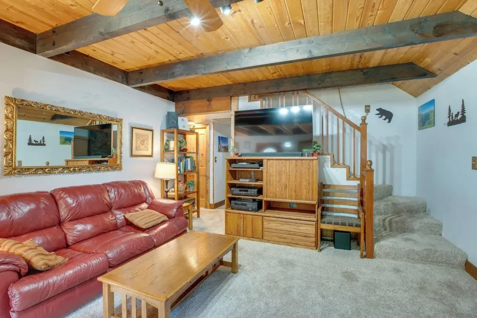 11 Mi to Ski Resorts! Lake Tahoe Gem w/ Pool Table