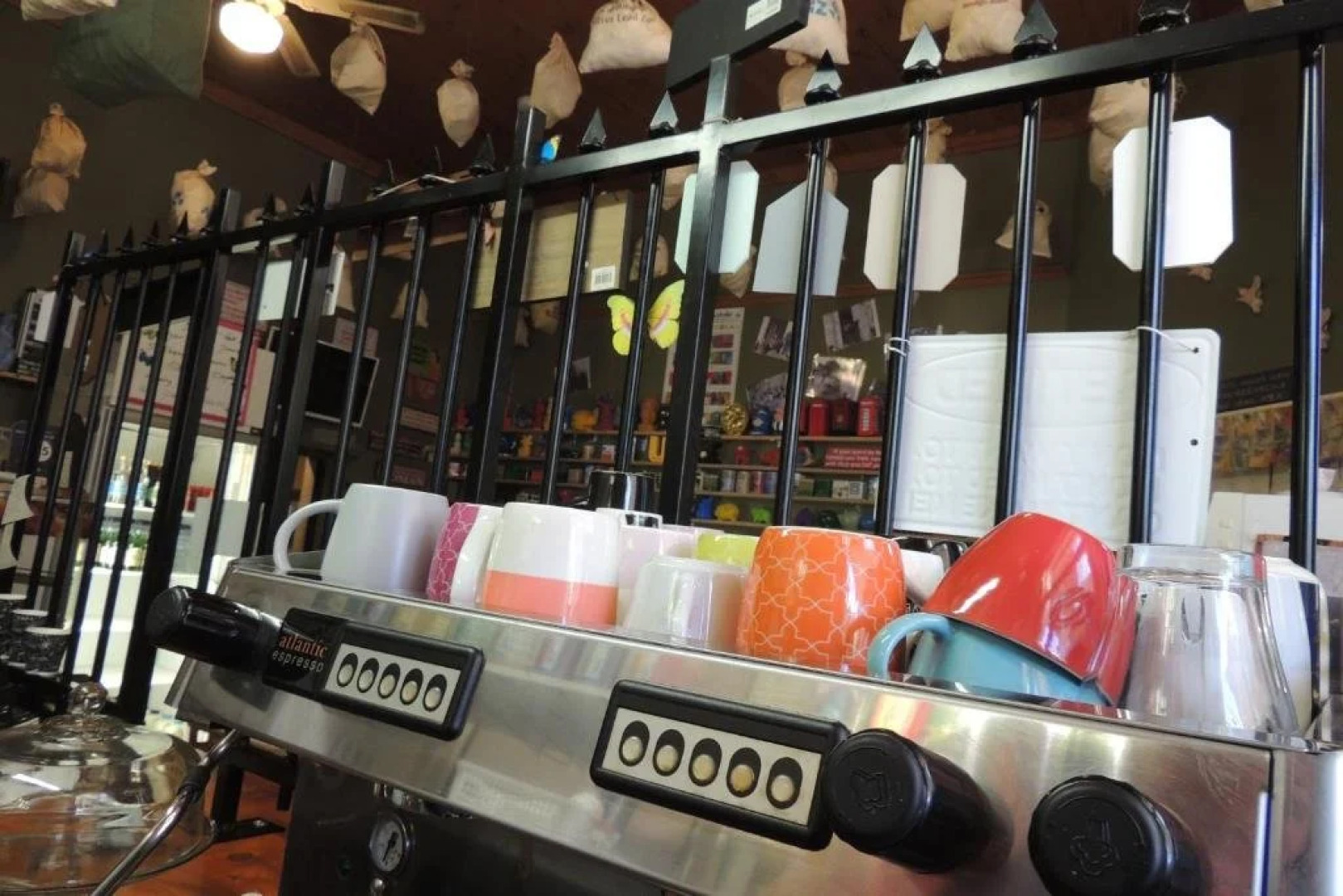 Wozza's B&B and Vault Cafe