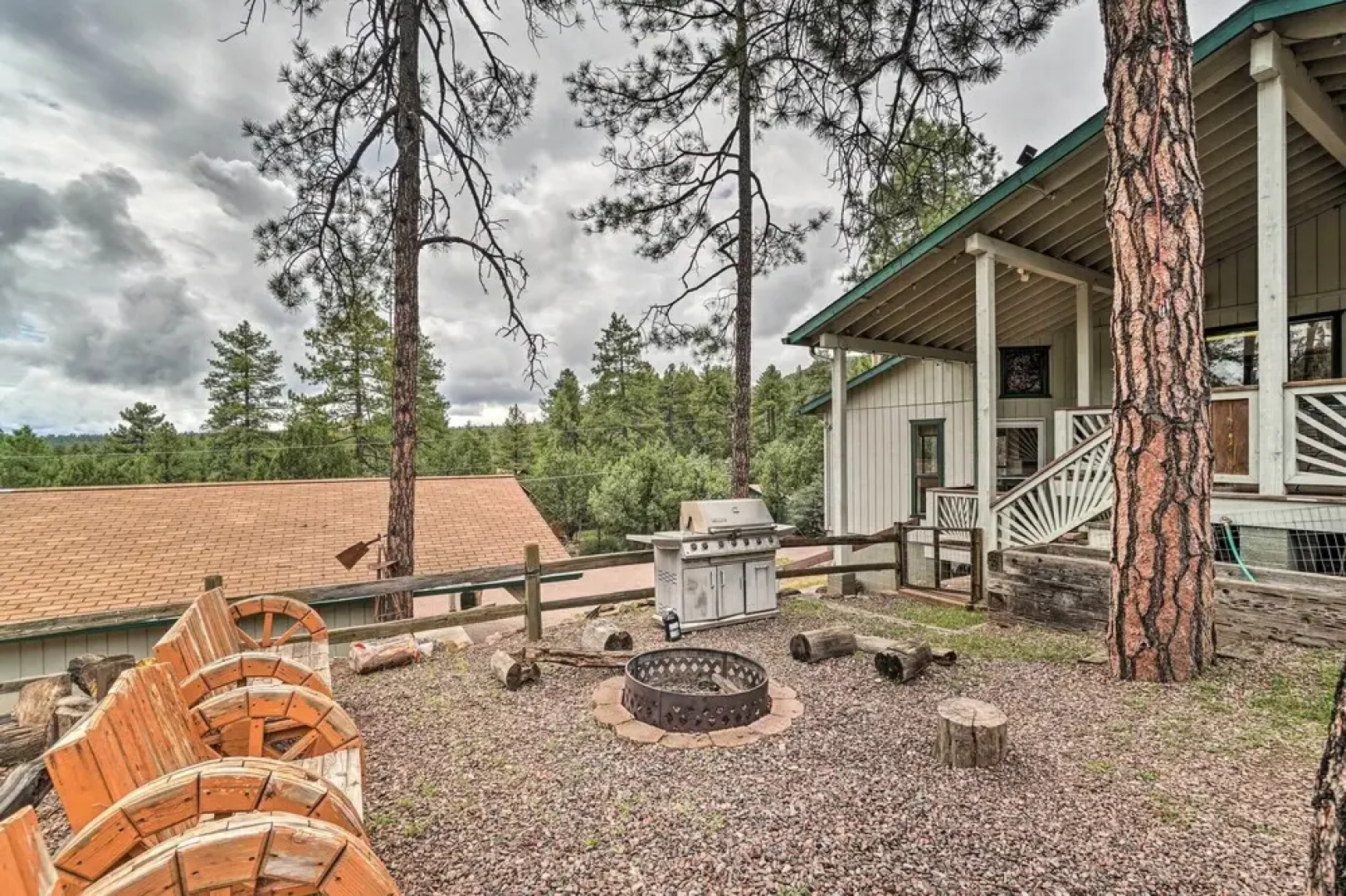 Cozy Pine Retreat w/ Private Hot Tub & Views