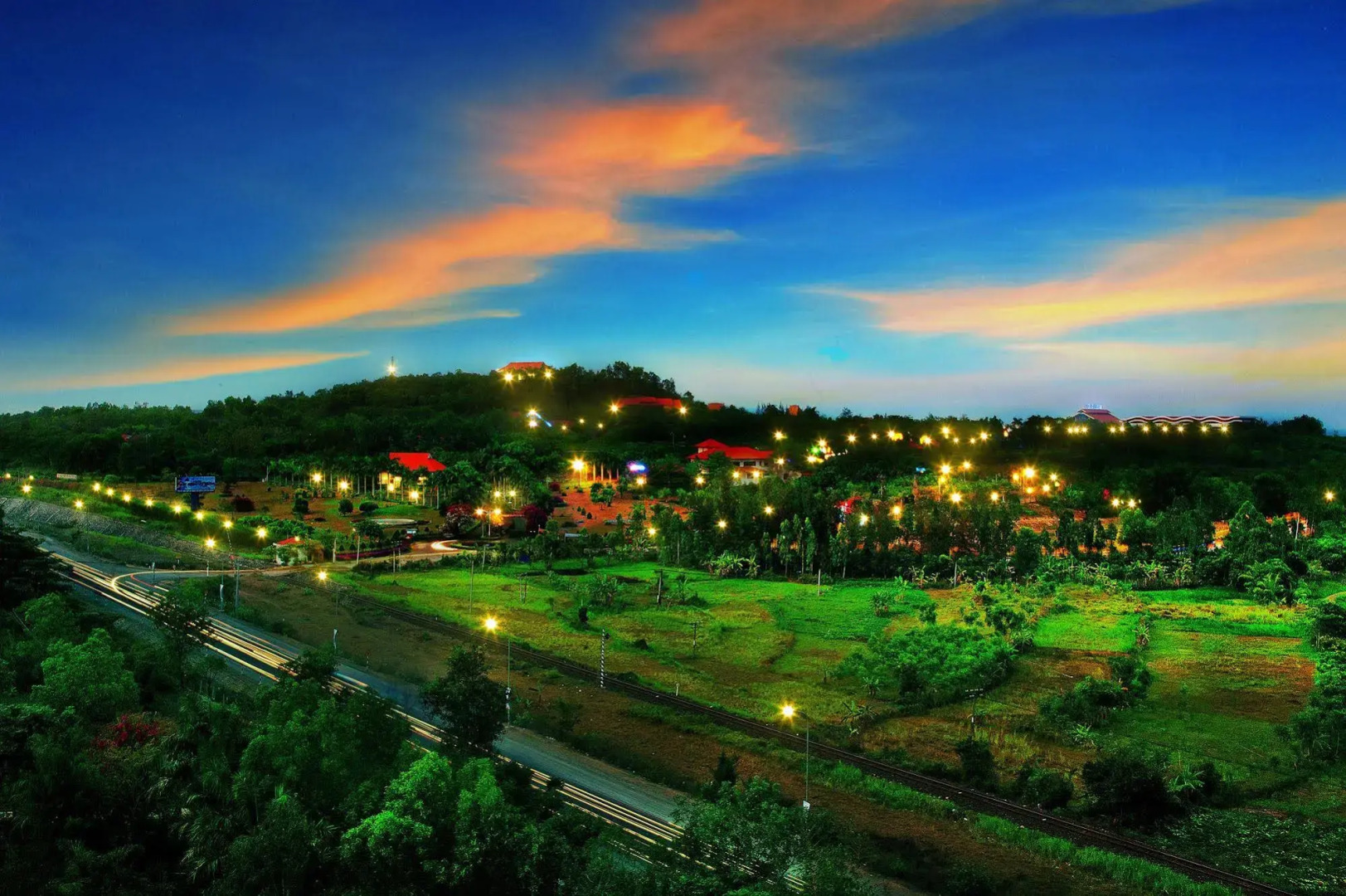 VietStar Resort & Spa