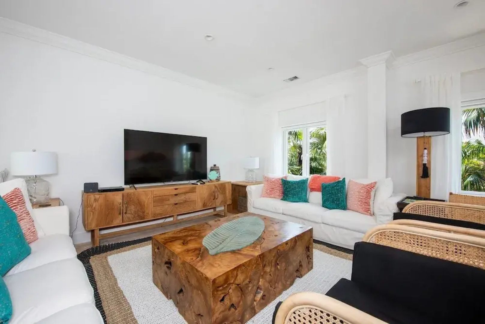 Turtle Pointe - Lux New Windermere Home W/pool, Boat Dock, Beach 3 Bedroom Home