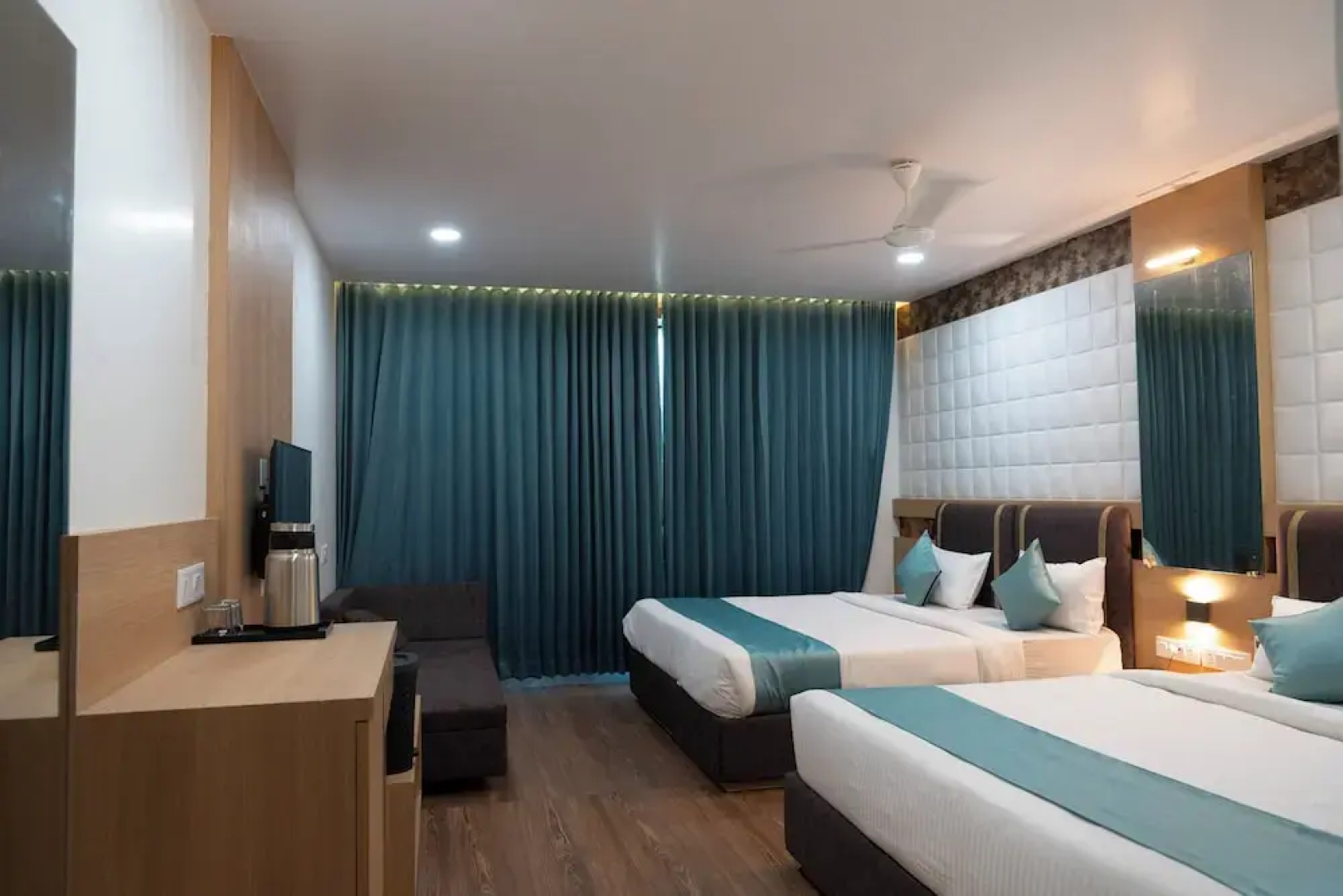 The Grand Astoria Somnath