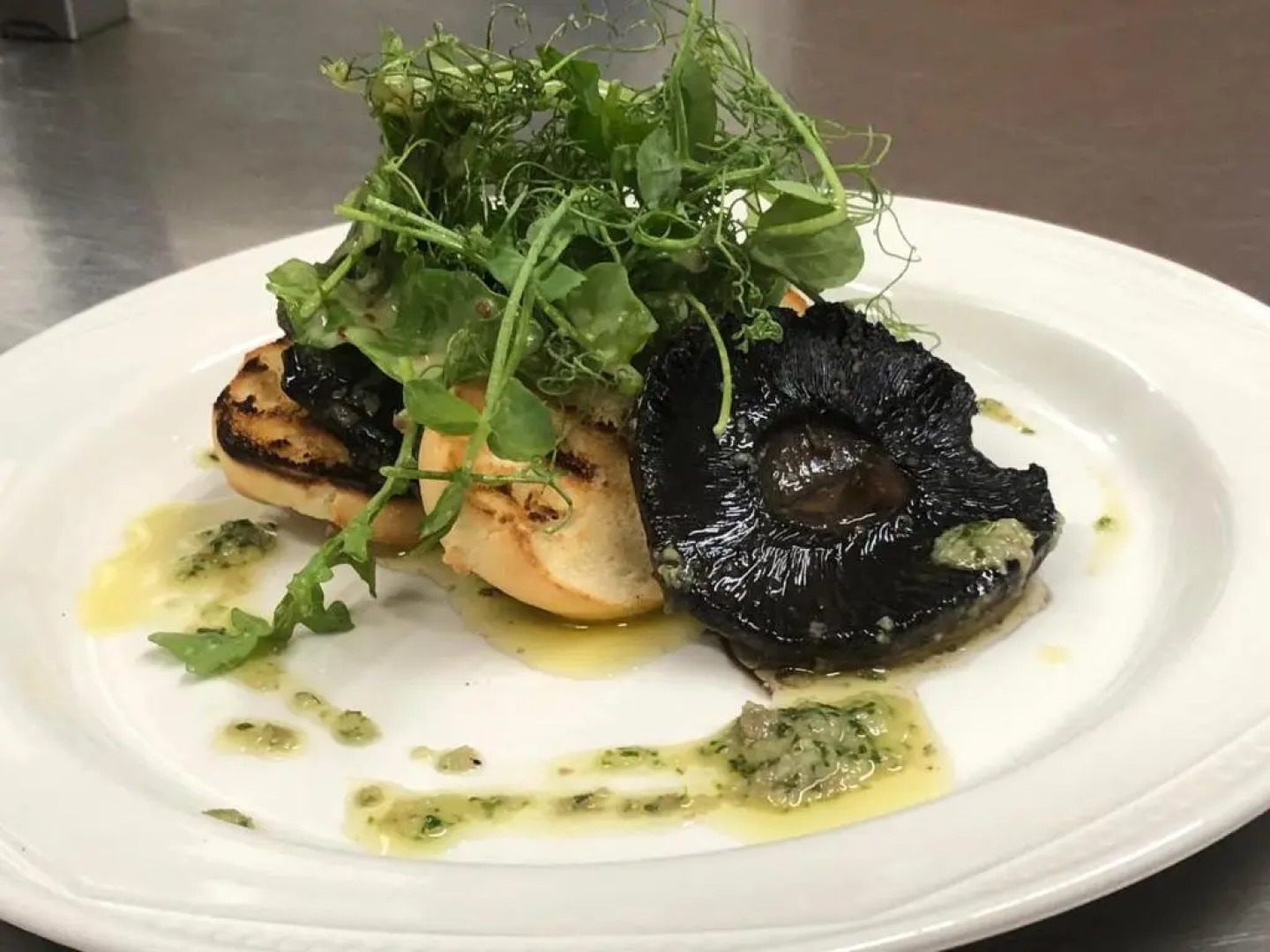 The Thelbridge Cross Inn