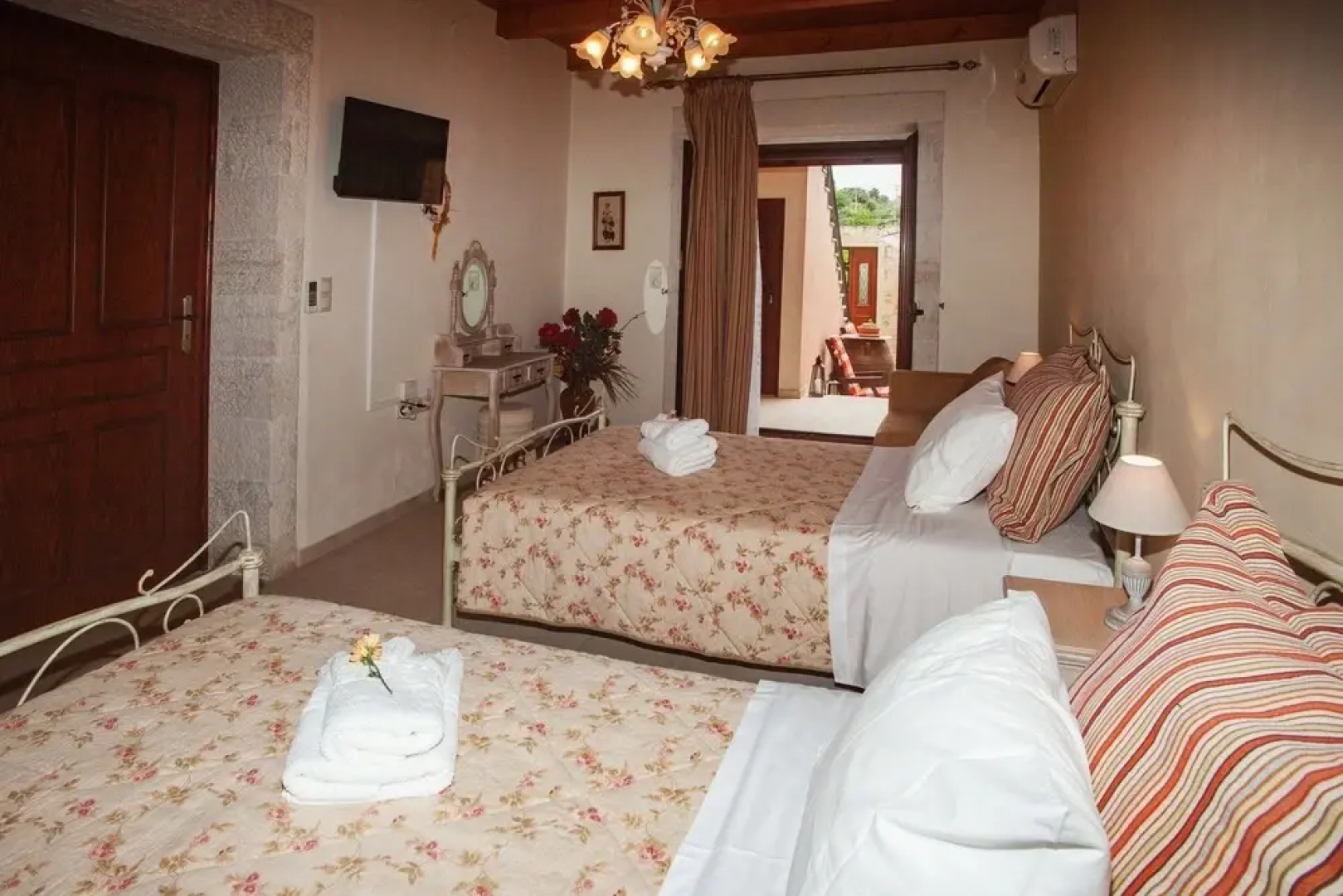 Eleni's House