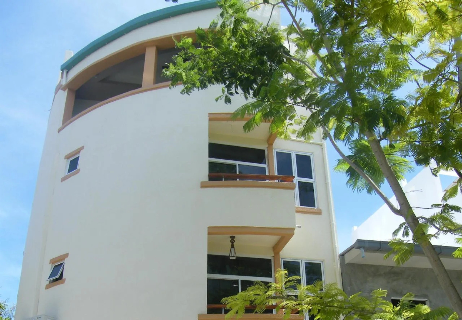 Отель Eureka Airport Inn