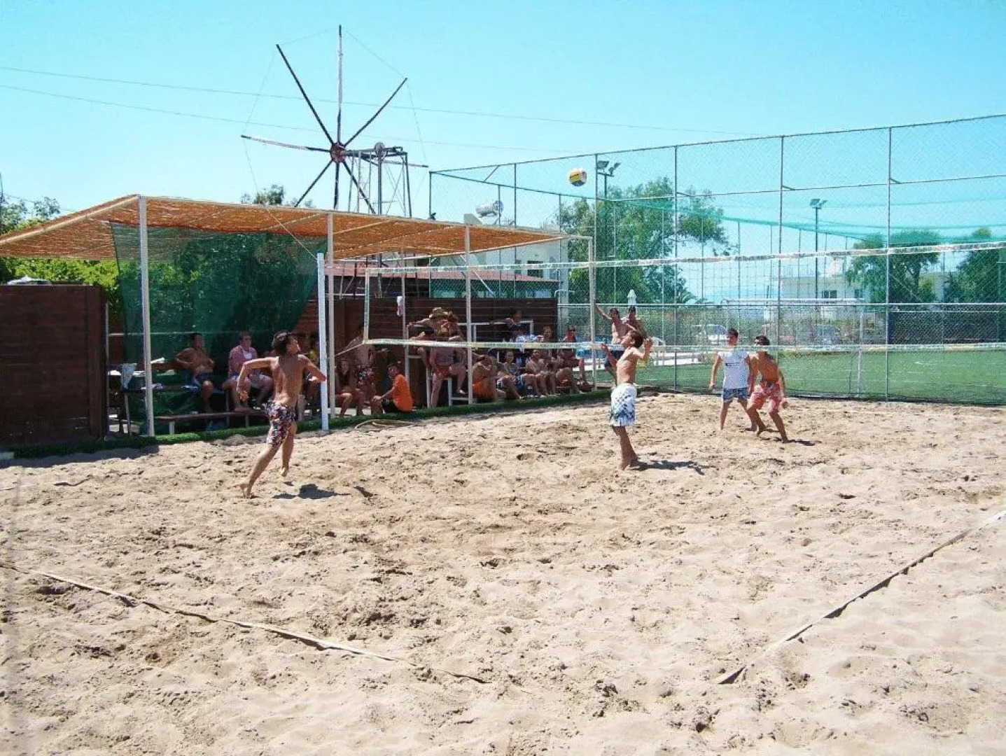 Evi Apartments And Studios