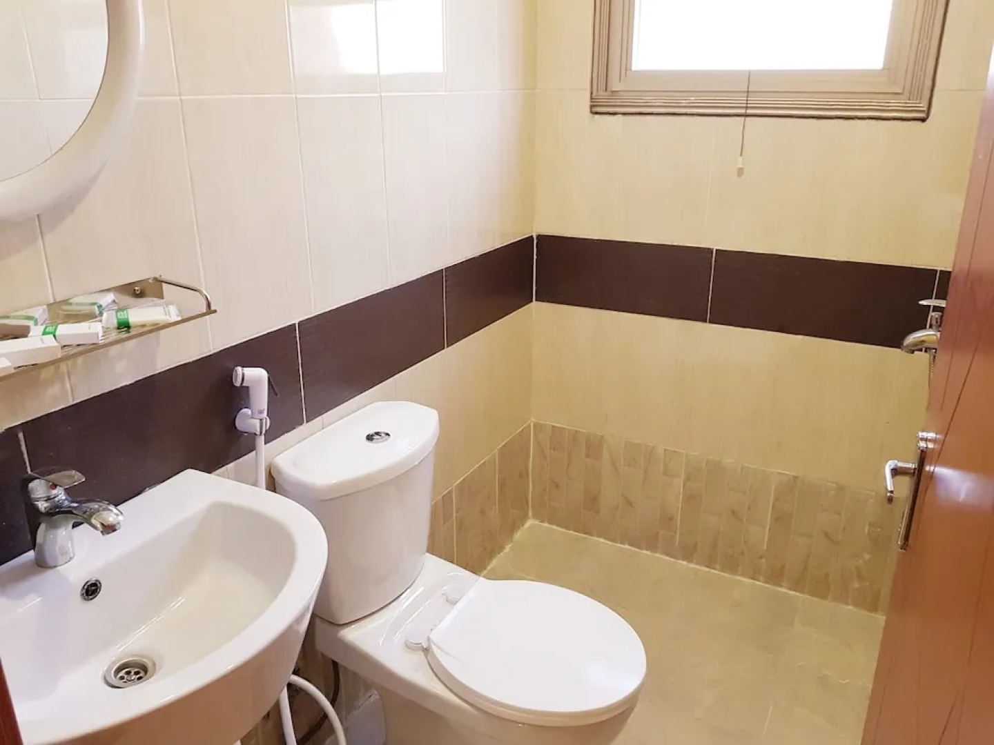 Cozy 2 Bedroom Apartment