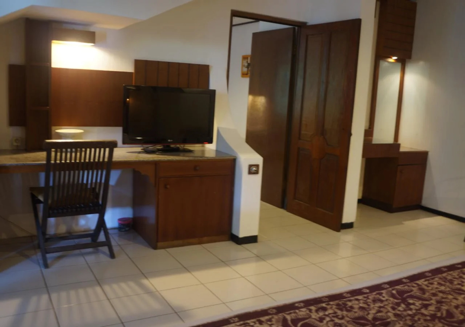 Puri Naga Beachfront Cottages