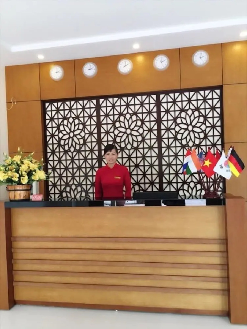 Phoenix 3 International Hotel