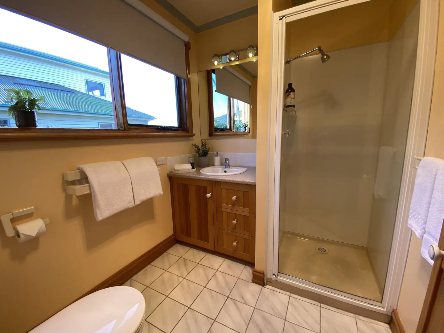 Hanlon Guest House