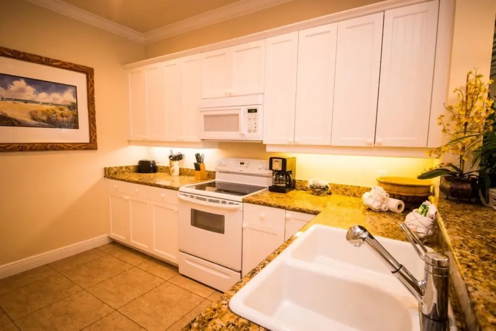 Tortuga Inn Beach Resort