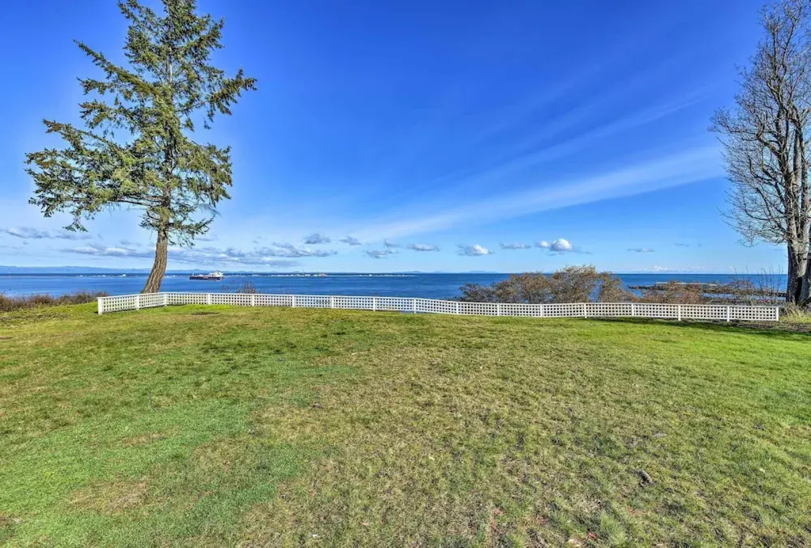 Waterfront Port Angeles Home w/ Harbor Views